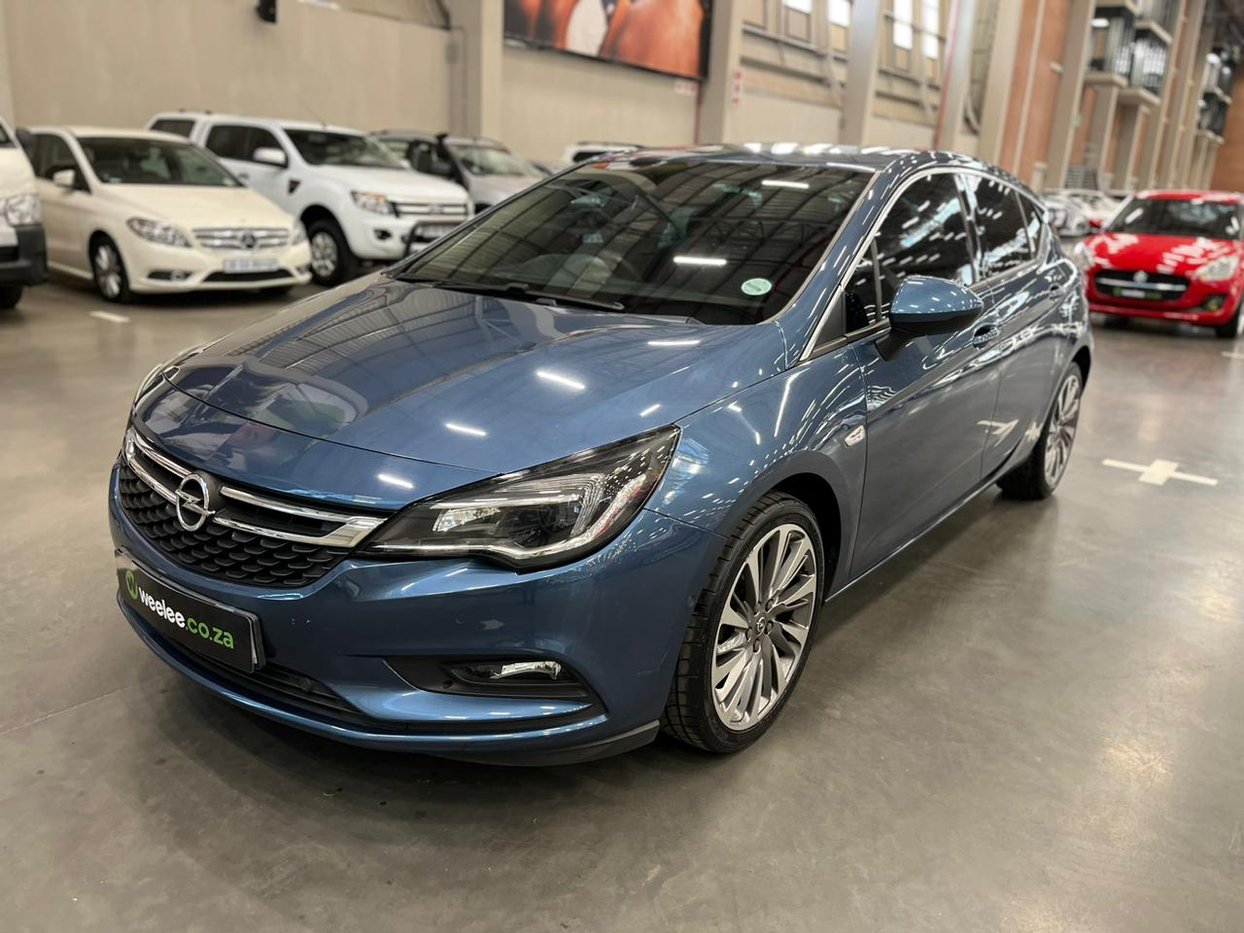 2017 Opel Astra 1.6 T Sport 5 Door Q2FyTGlzdGluZzoyNzEzMjA R209000